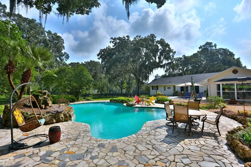 13450 NW Gainesville Road Reddick FL 32686