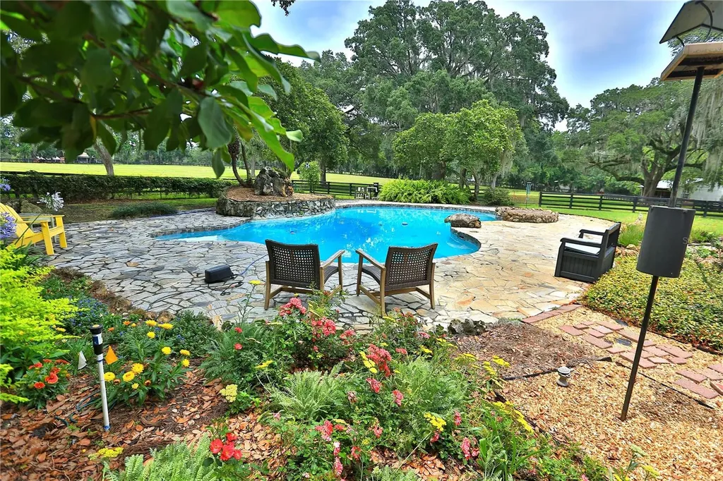 13450 NW Gainesville Road Reddick FL 32686