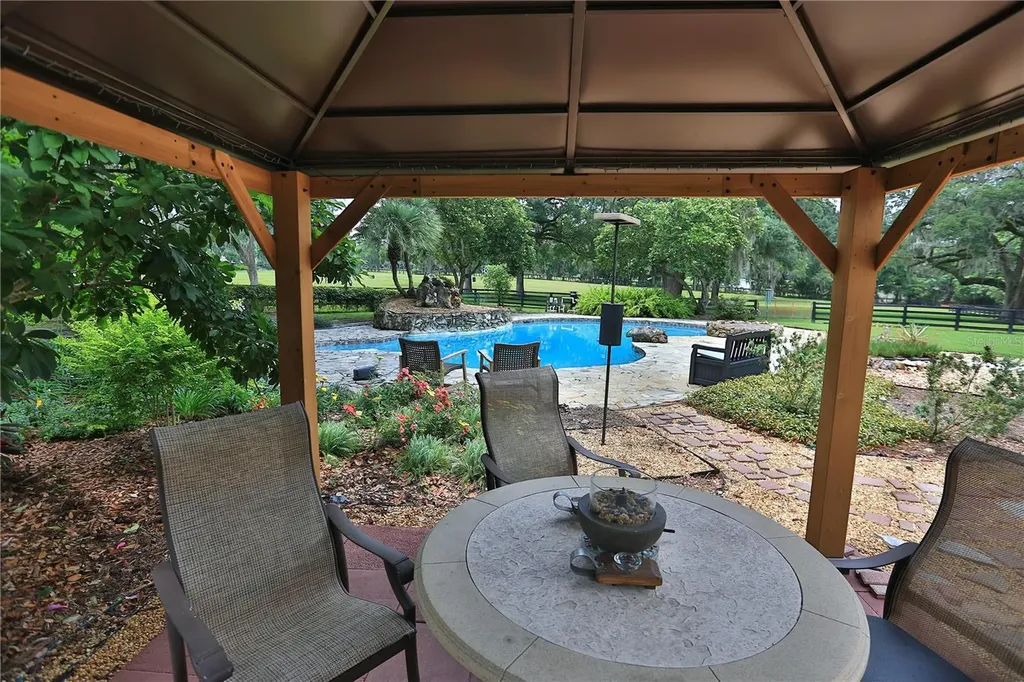 13450 NW Gainesville Road Reddick FL 32686
