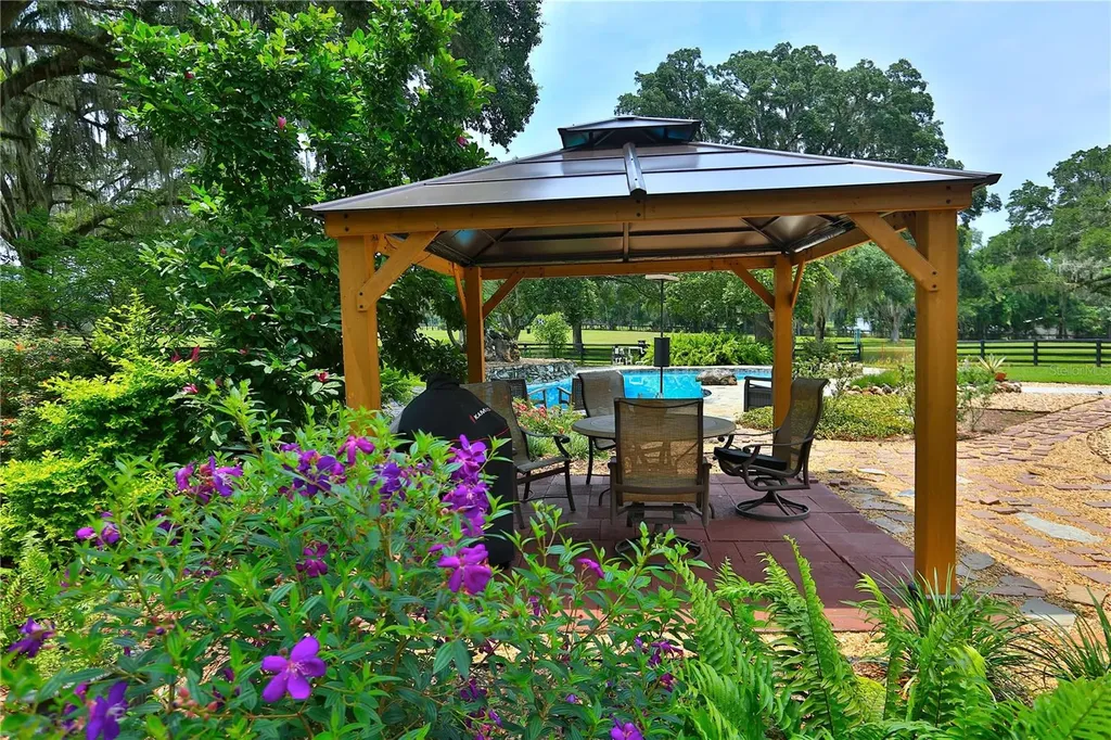 13450 NW Gainesville Road Reddick FL 32686
