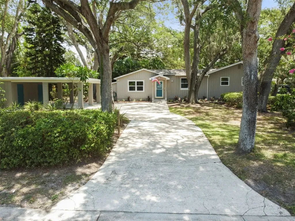 1101 52nd Street N St Petersburg FL 33710