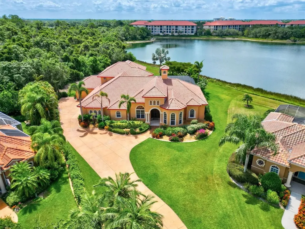 9916 Old Hyde Park Place Bradenton FL 34202