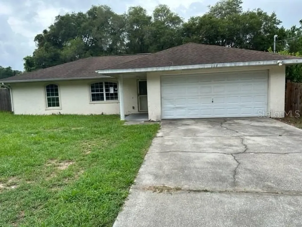 927 Birch Avenue Inverness FL 34452