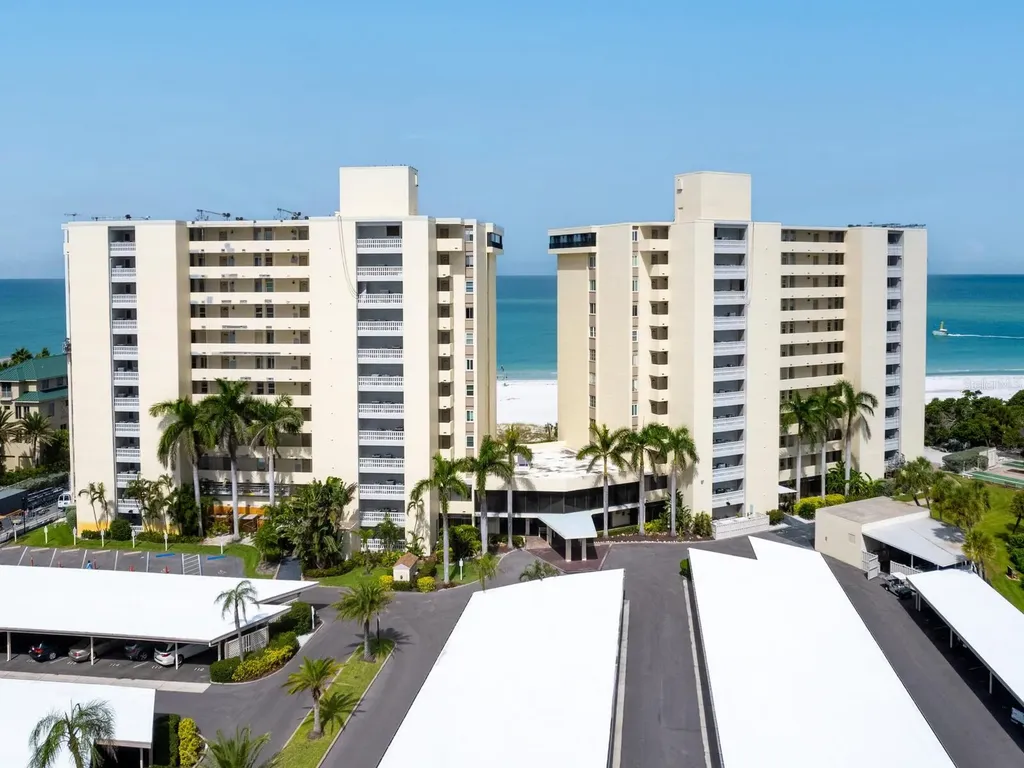19 Whispering Sands Drive Sarasota FL 34242