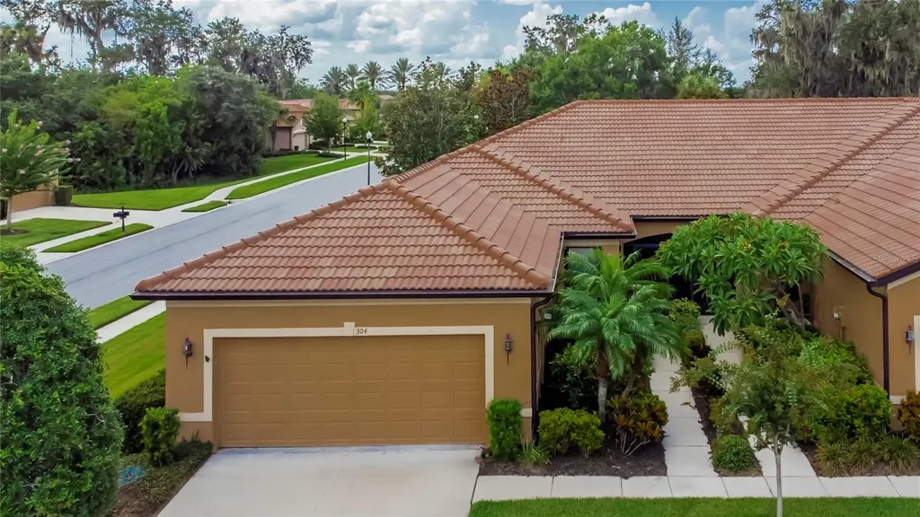 304 Seneca Falls Drive Apollo Beach FL 33572