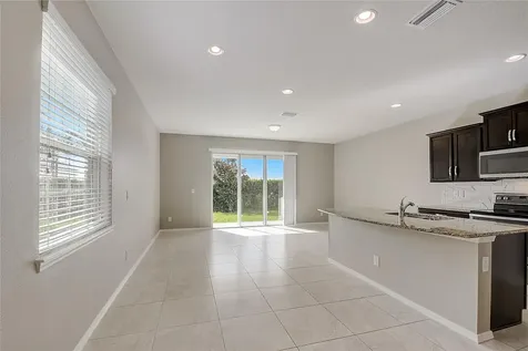 5044 White Sanderling Court Tampa FL 33619