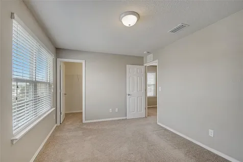 5044 White Sanderling Court Tampa FL 33619