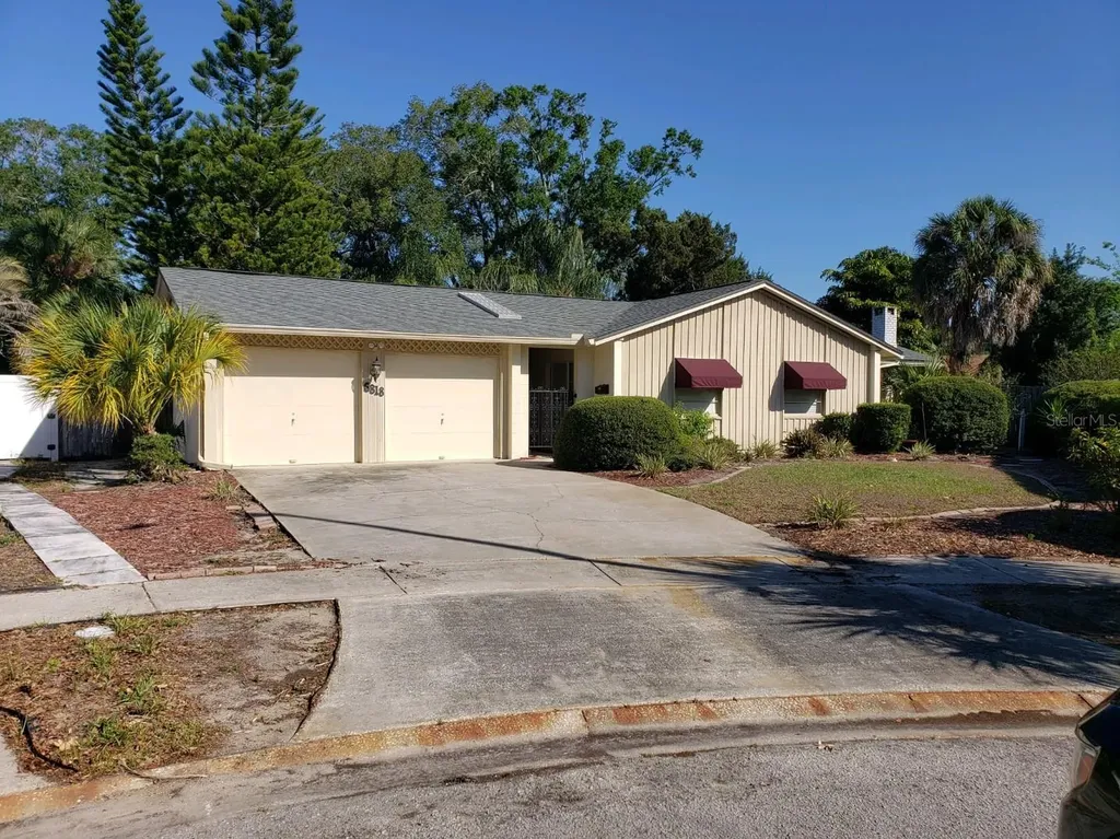 6818 Chippendale Court Tampa FL 33634