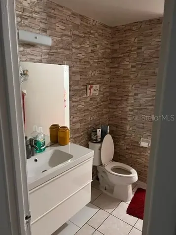 8 Trotters Circle Kissimmee FL 34743