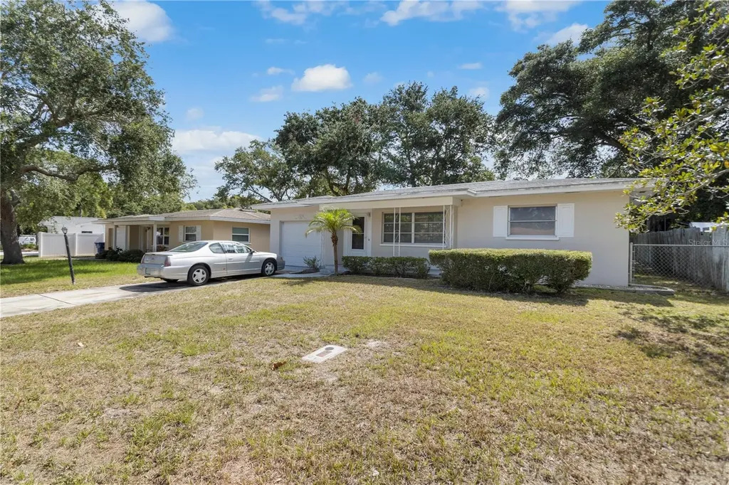 2085 Georgianna Street Largo FL 33774