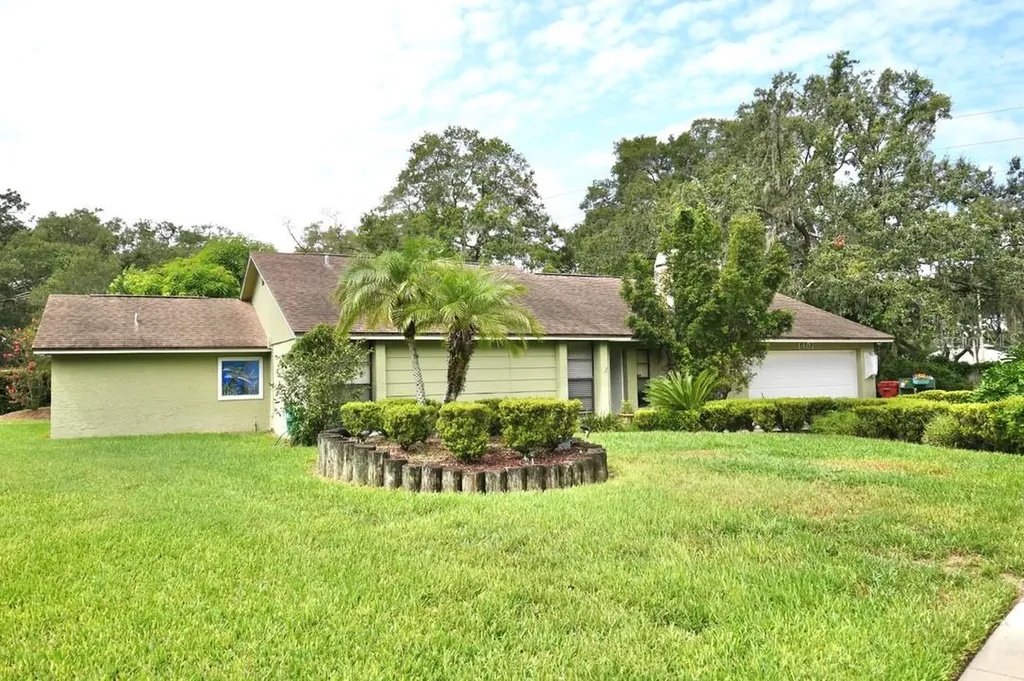 1407 Oakwood Lane Plant City FL 33563