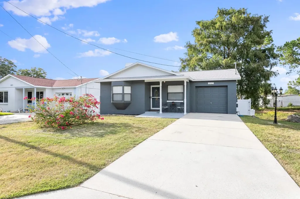 6163 59th Place N St Petersburg FL 33709