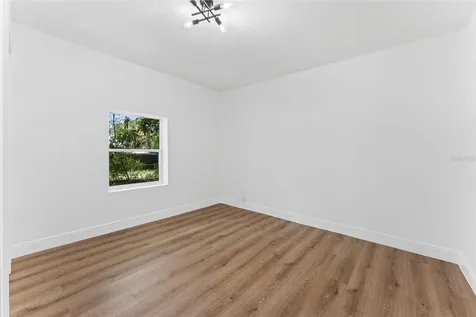 221 W Beresford Avenue Deland FL 32720