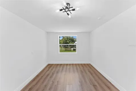 221 W Beresford Avenue Deland FL 32720