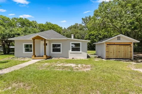 221 W Beresford Avenue Deland FL 32720