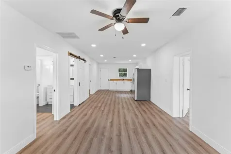 221 W Beresford Avenue Deland FL 32720