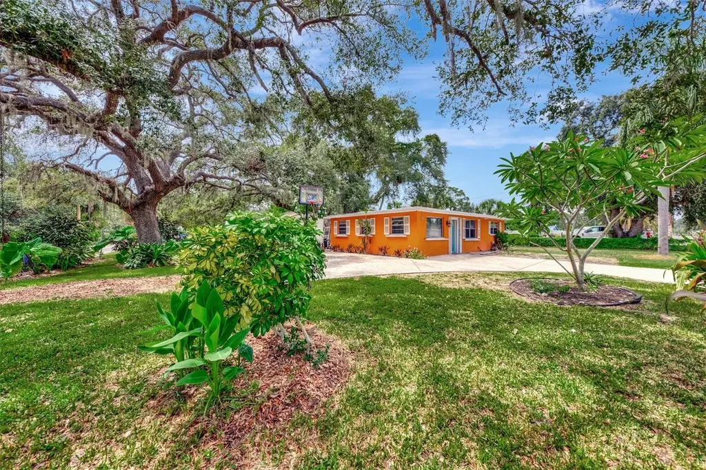 369 Church Street Nokomis FL 34275