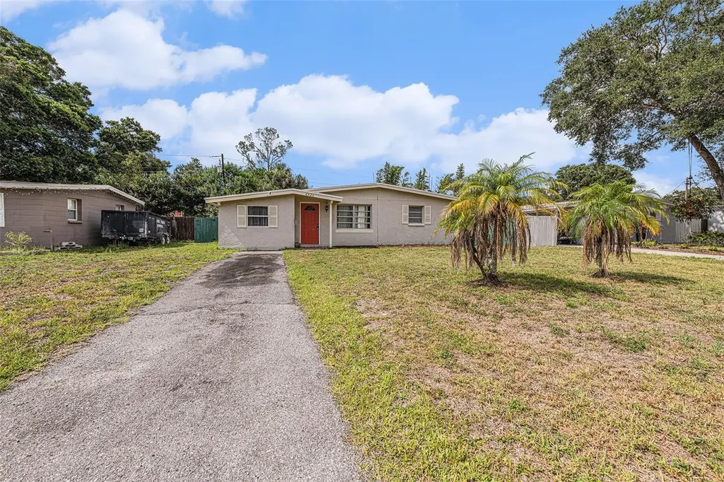 6525 65th Avenue N Pinellas Park FL 33781