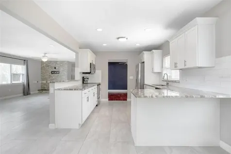 818 W Highland Avenue Deland FL 32720