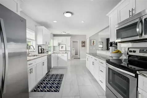 818 W Highland Avenue Deland FL 32720