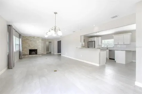 818 W Highland Avenue Deland FL 32720