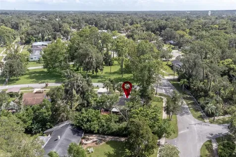 818 W Highland Avenue Deland FL 32720