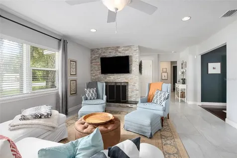 818 W Highland Avenue Deland FL 32720