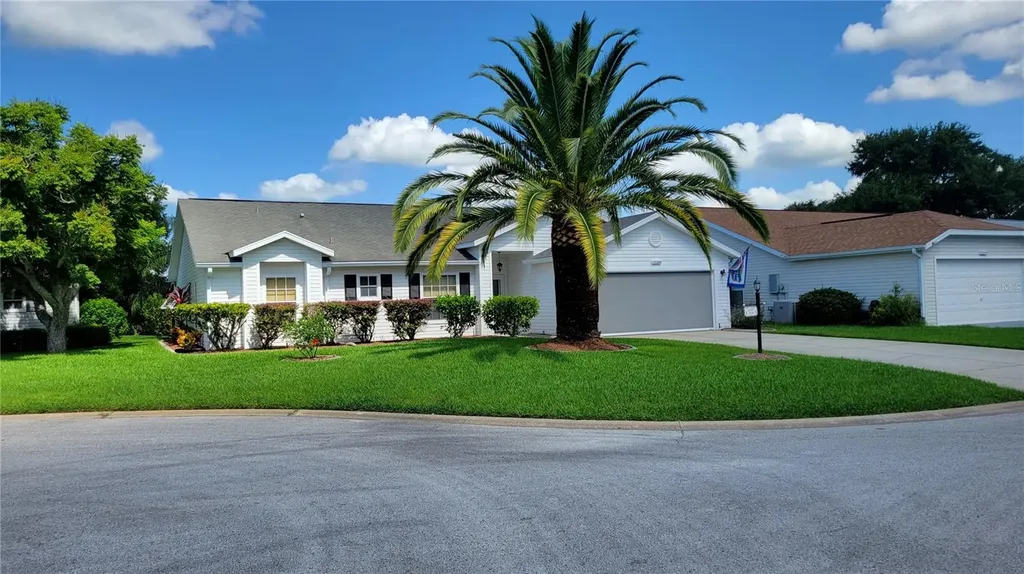 25001 Navel Avenue Leesburg FL 34748