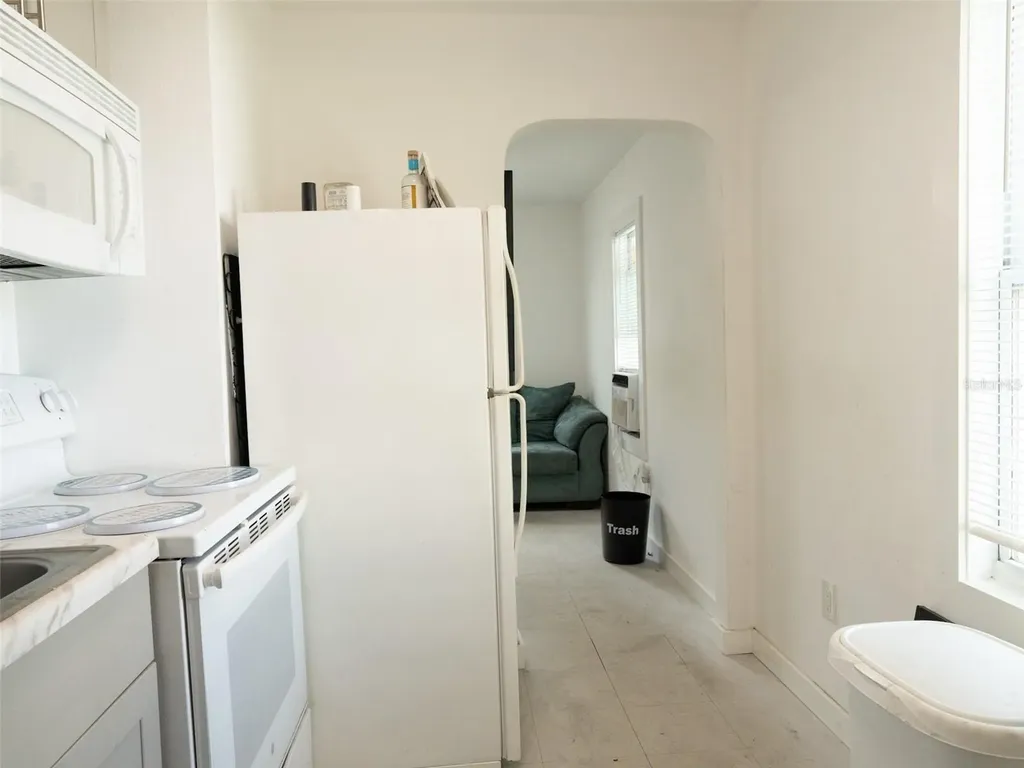 3227 5th Avenue S St Petersburg FL 33712