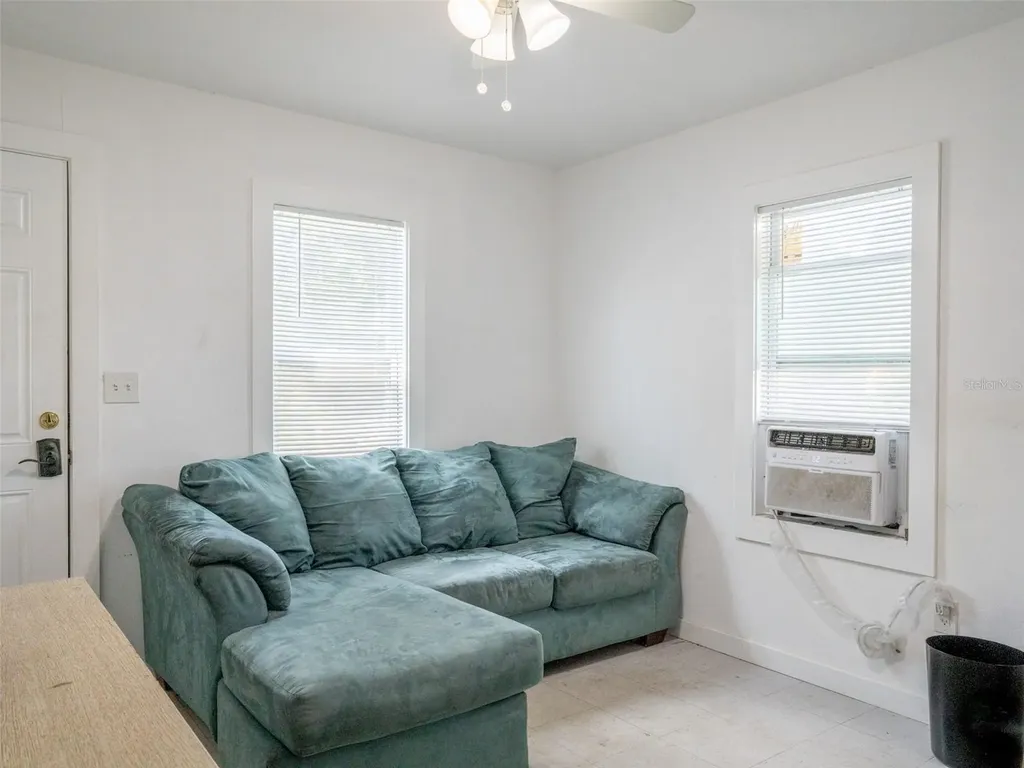 3227 5th Avenue S St Petersburg FL 33712