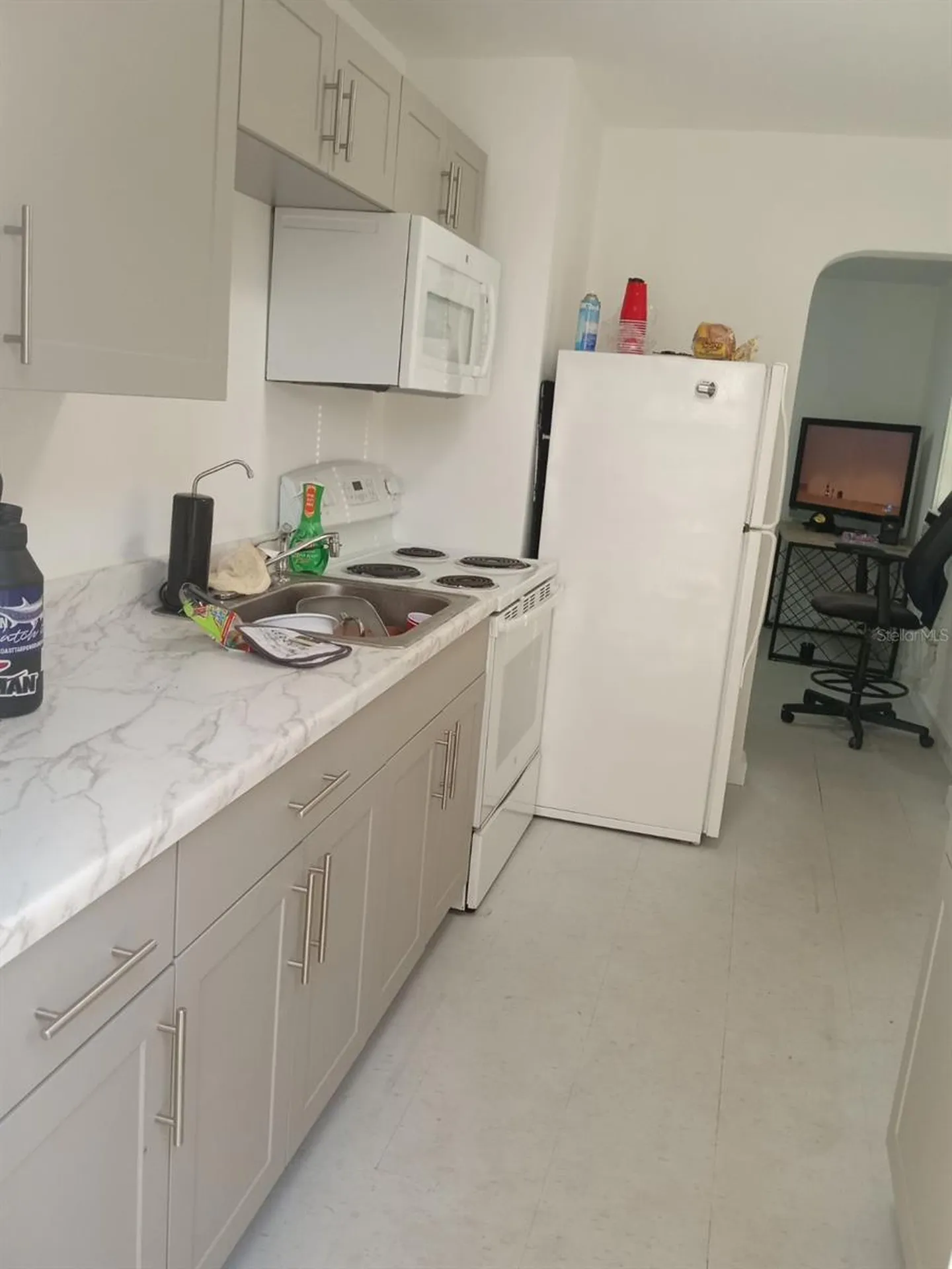 3227 5th Avenue S St Petersburg FL 33712