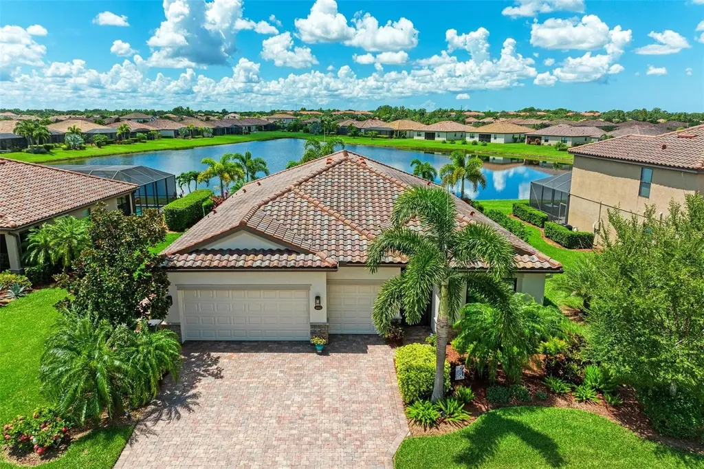 6463 Willowshire Way Bradenton FL 34212