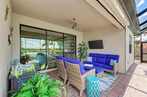 6463 Willowshire Way Bradenton FL 34212