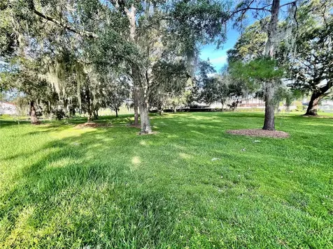 103 Seville Court N Plant City FL 33566