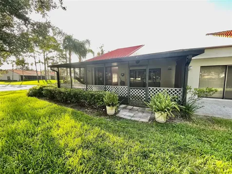 103 Seville Court N Plant City FL 33566