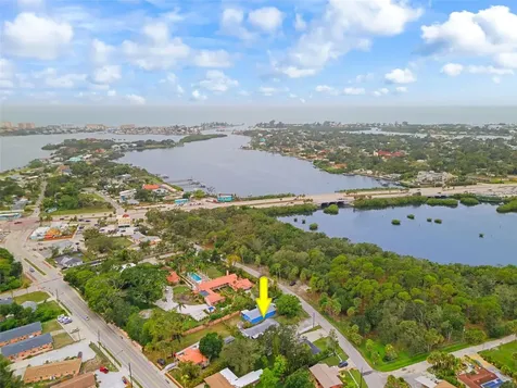 232 Pocono Trail Nokomis FL 34275