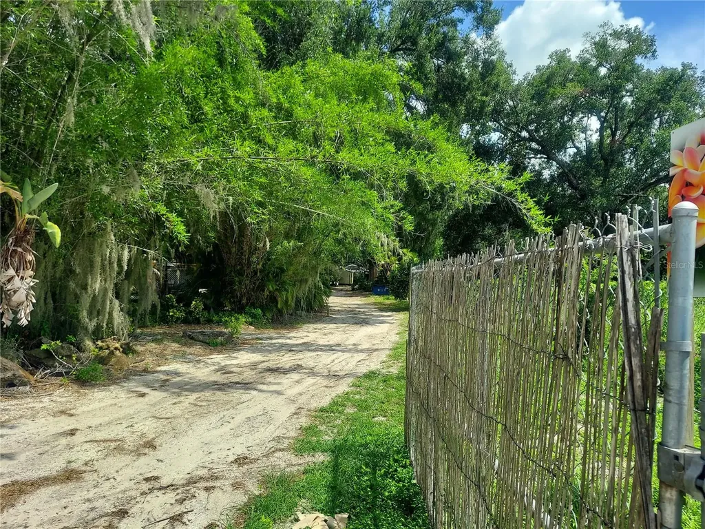 453 W Drive Martin Luther King Jr Boulevard Seffner FL 33584