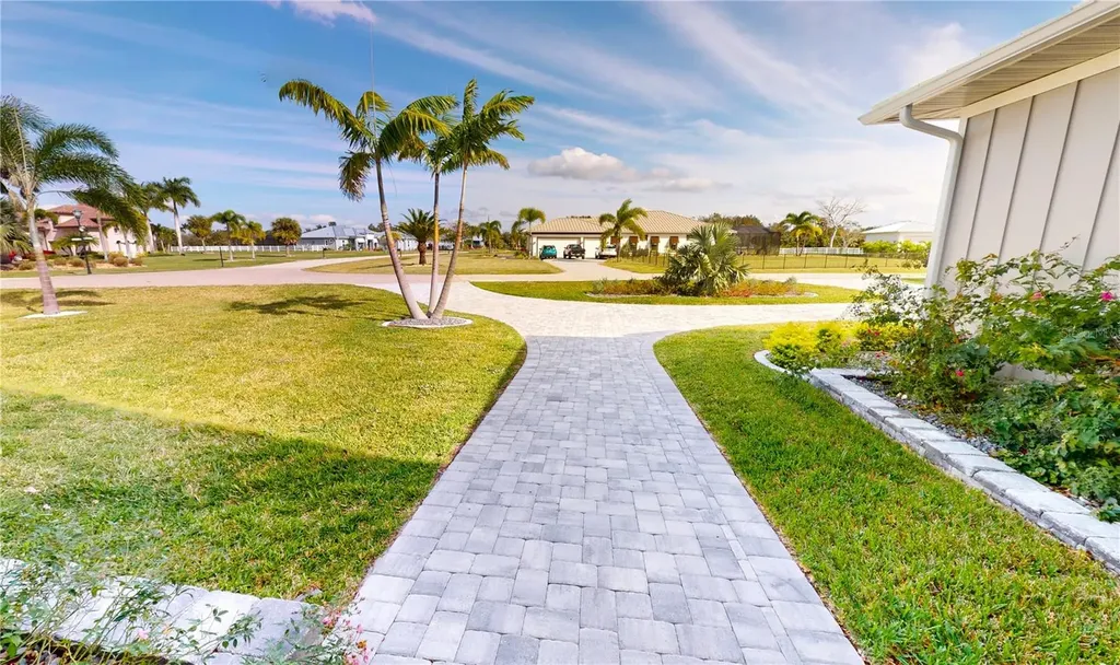 2033 Treasure Lane Punta Gorda FL 33982