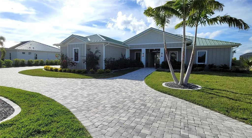 2033 Treasure Lane Punta Gorda FL 33982