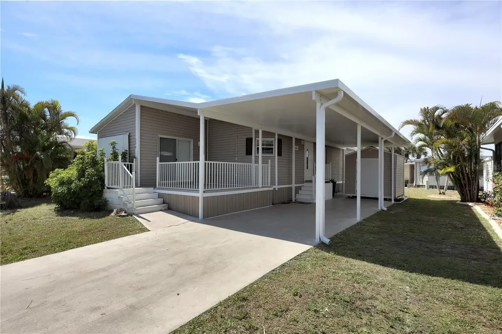 2100 Kings Highway Port Charlotte FL 33980