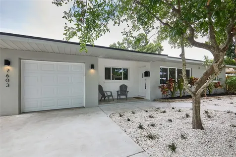 7603 15th Avenue N St Petersburg FL 33710