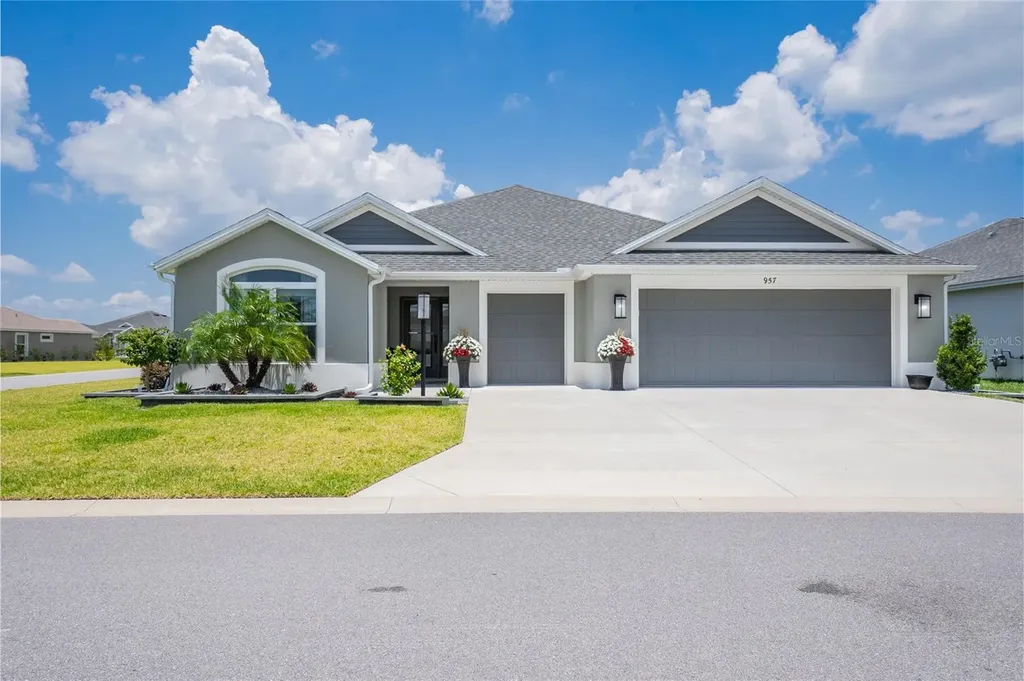 957 Rowan Way The Villages FL 32163