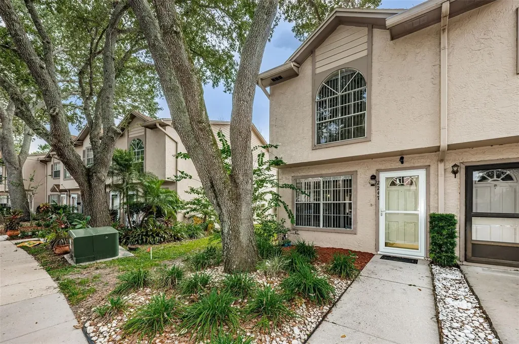 2247 Fletchers Point Circle Tampa FL 33613