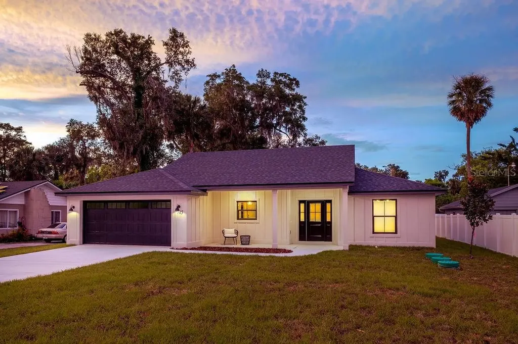 745 W French Avenue Orange City FL 32763