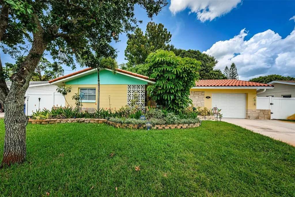 3570 70th Street N St Petersburg FL 33710