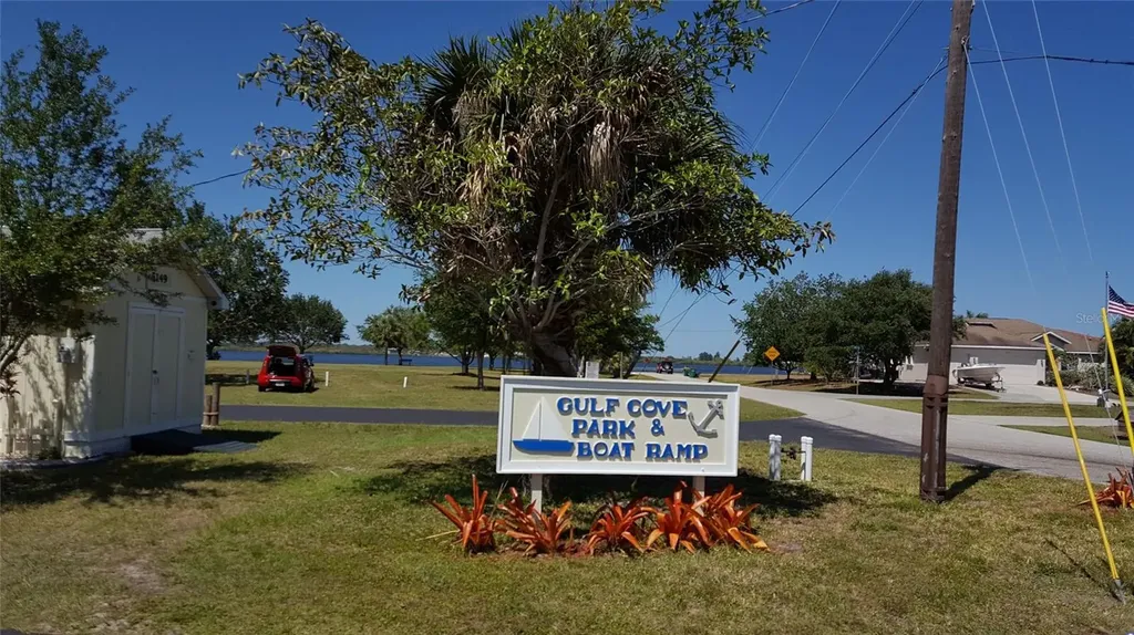 3119 Gillot Boulevard Port Charlotte FL 33981