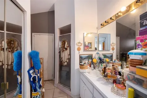 2785 Casilla Way S St Petersburg FL 33712