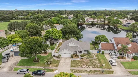 2785 Casilla Way S St Petersburg FL 33712