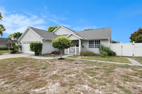 2785 Casilla Way S St Petersburg FL 33712