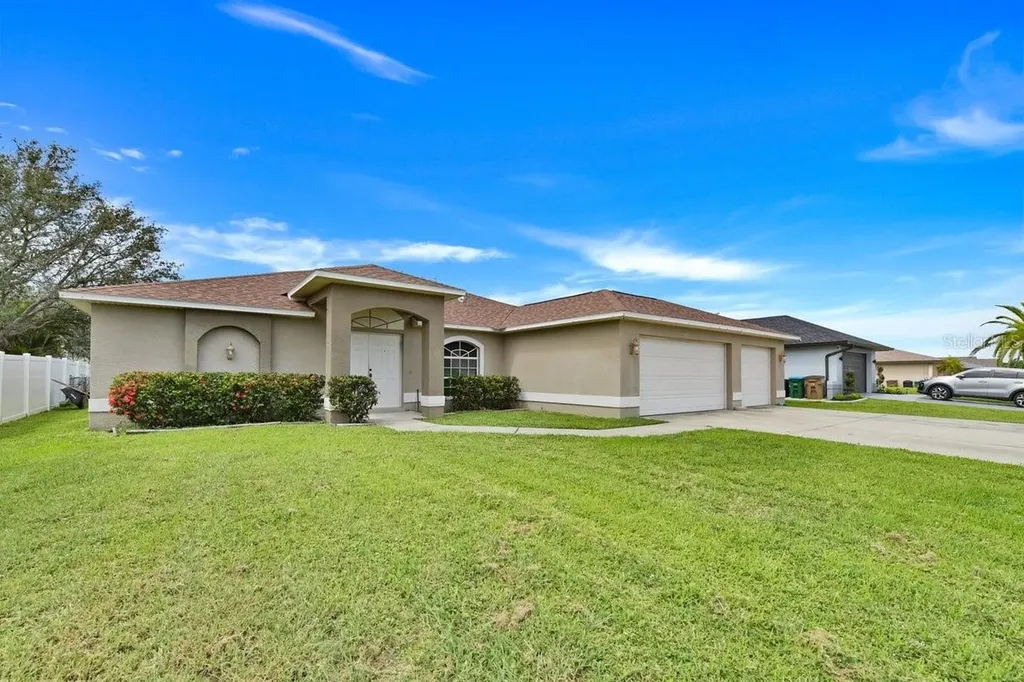 539 SE 2nd Terrace Cape Coral FL 33990
